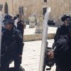 قوات الاحتلال تعتقل 5 مواطنين عقب الاعتداء عليهم في المسجد الأقصى