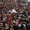 فيديو وصور: بهتافات الغضب جماهير رفح تودع الشهيدين الطفلين "الهمص و السطري"