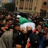 فيديو وصور: بهتافات الغضب جماهير رفح تودع الشهيدين الطفلين "الهمص و السطري"