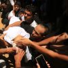 فيديو وصور: بهتافات الغضب جماهير رفح تودع الشهيدين الطفلين "الهمص و السطري"