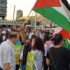 مشروع قانون إسرائيلي يعاقب بالسجن رافعي علم فلسطين