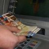 مجدلاني يكشف عن سبب تأخر صرف مخصصات الشؤون الاجتماعية بالضفة وغزة