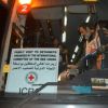 عدد من أهالي أسرى غزة يزورون أبناءهم في سجون الاحتلال